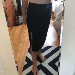 Black ribbed midi skirt
